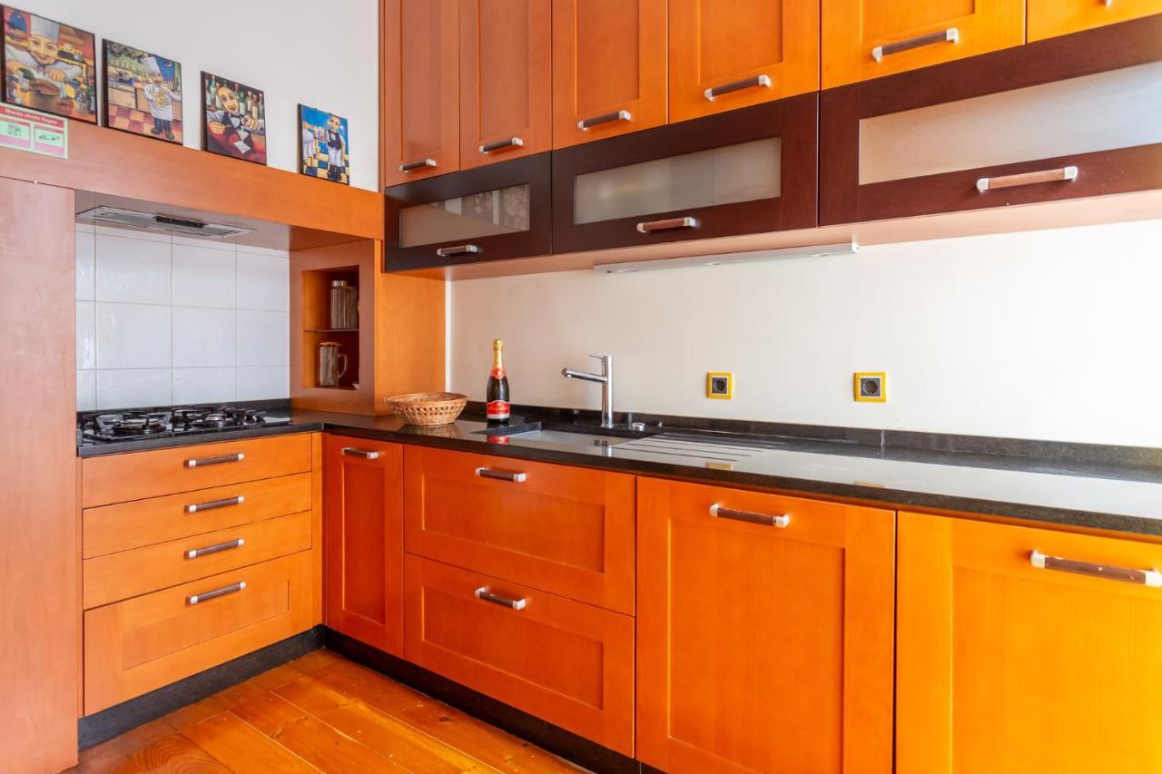 Bright 2 Bedroom Apt 100M From Av. Liberdade Lisbon Exterior photo